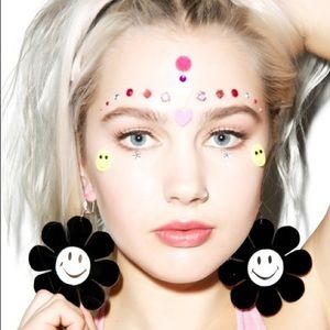 Groovy Flower Earrings